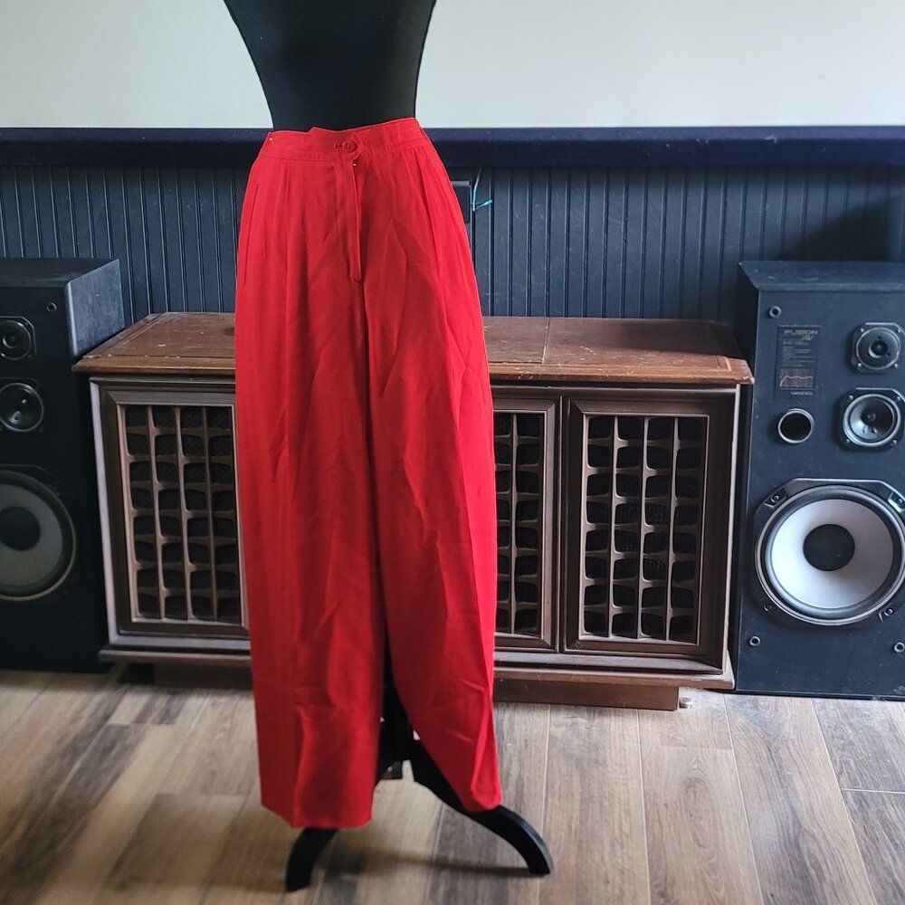 Louis Feraund red pants